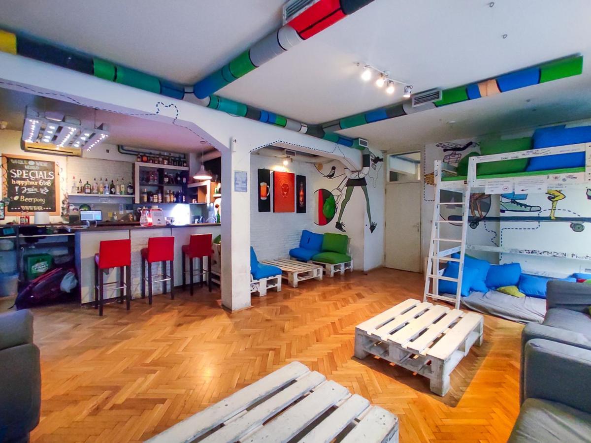 Whole Wide World Hostel Zagreb Extérieur photo