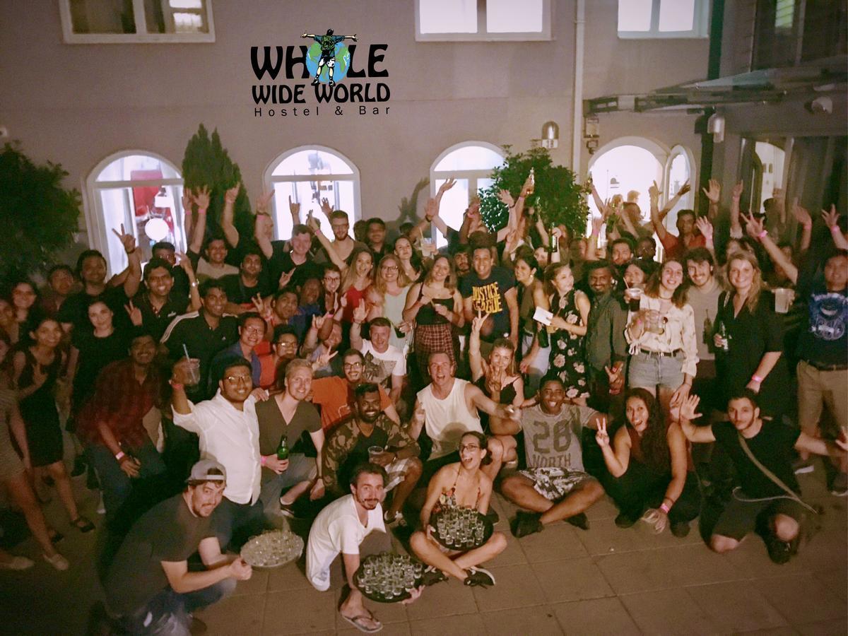 Whole Wide World Hostel Zagreb Extérieur photo